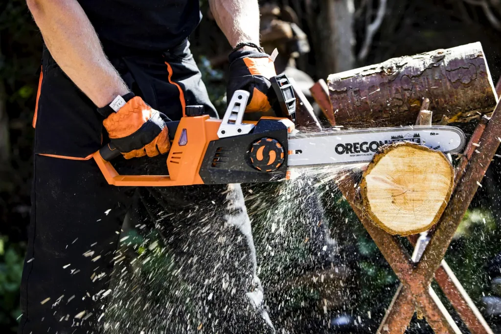 Cordless chainsaw "LS C35W" - without battery and charger