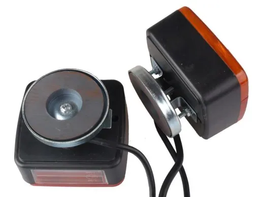 3-chamber light with magnetic holder, 7.5 m cable, 7-pin