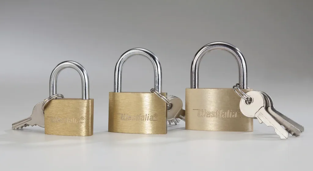 Brass lock assortment 3-piece, each with 3 keys
