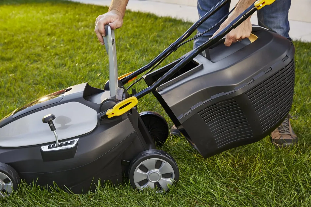 Cordless lawn mower "AL1 3820 Li", with battery and charger