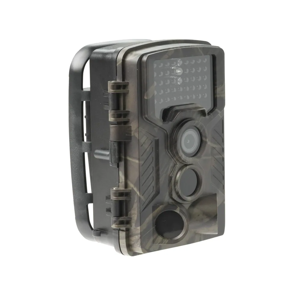 Wildlife and surveillance camera with 8 MP, 2" color display and integrated GSM module