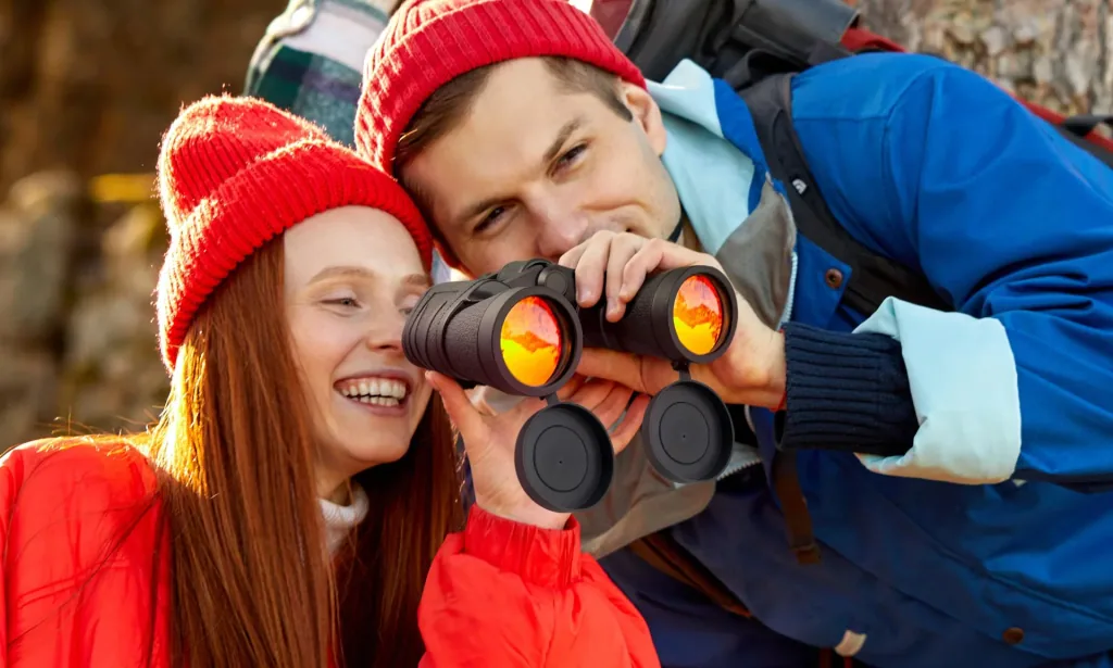 Binoculars with 10x magnification