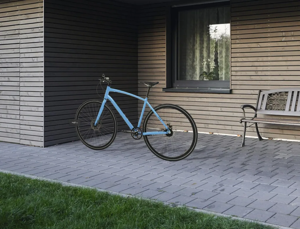 Universal bicycle wall mount