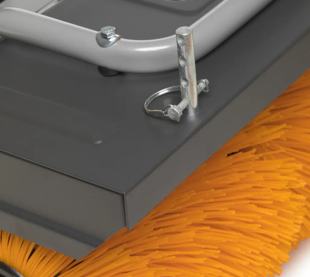 Petrol sweeper SWS 600