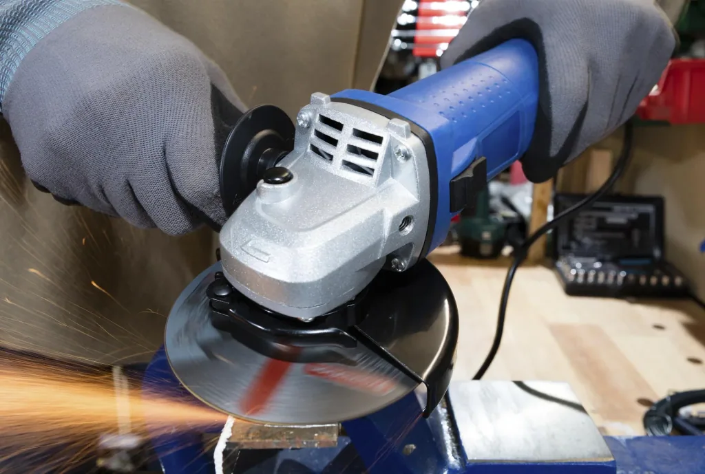 Angle grinder 900 watts