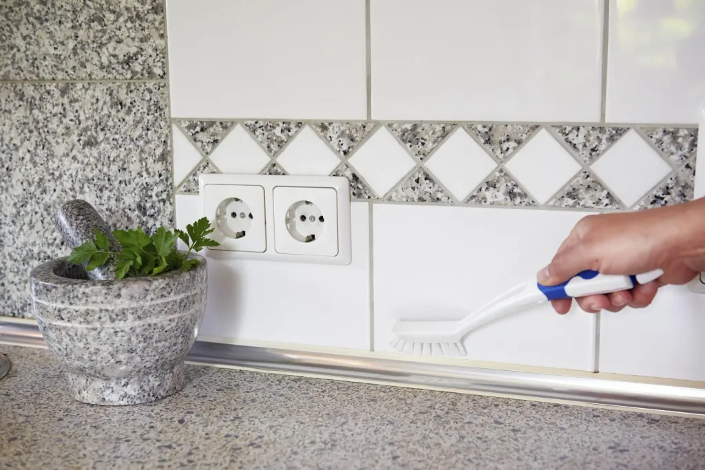 Grout brush with scraper, set of 3