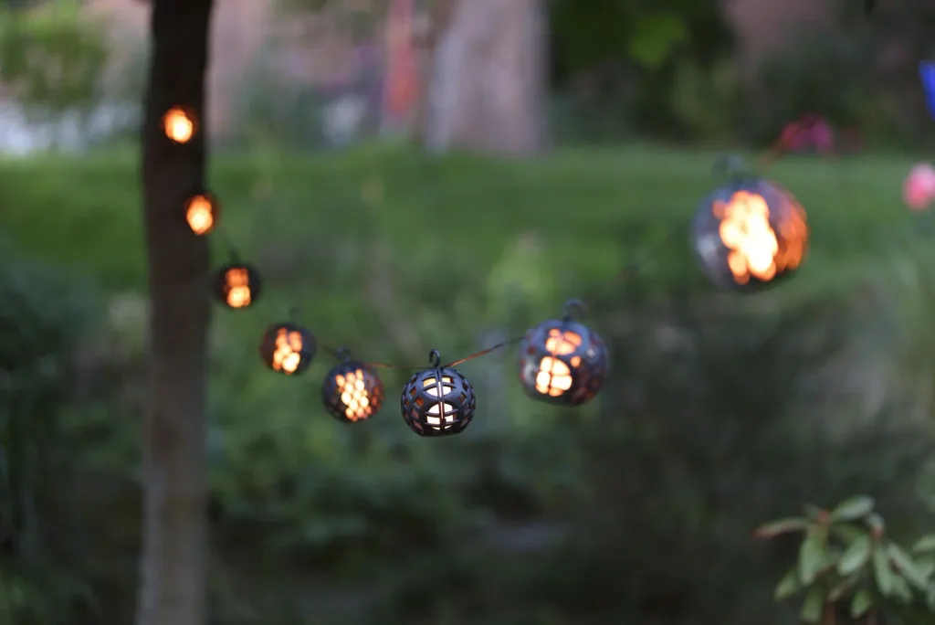 Solar LED fairy lights with realistic flame effect
