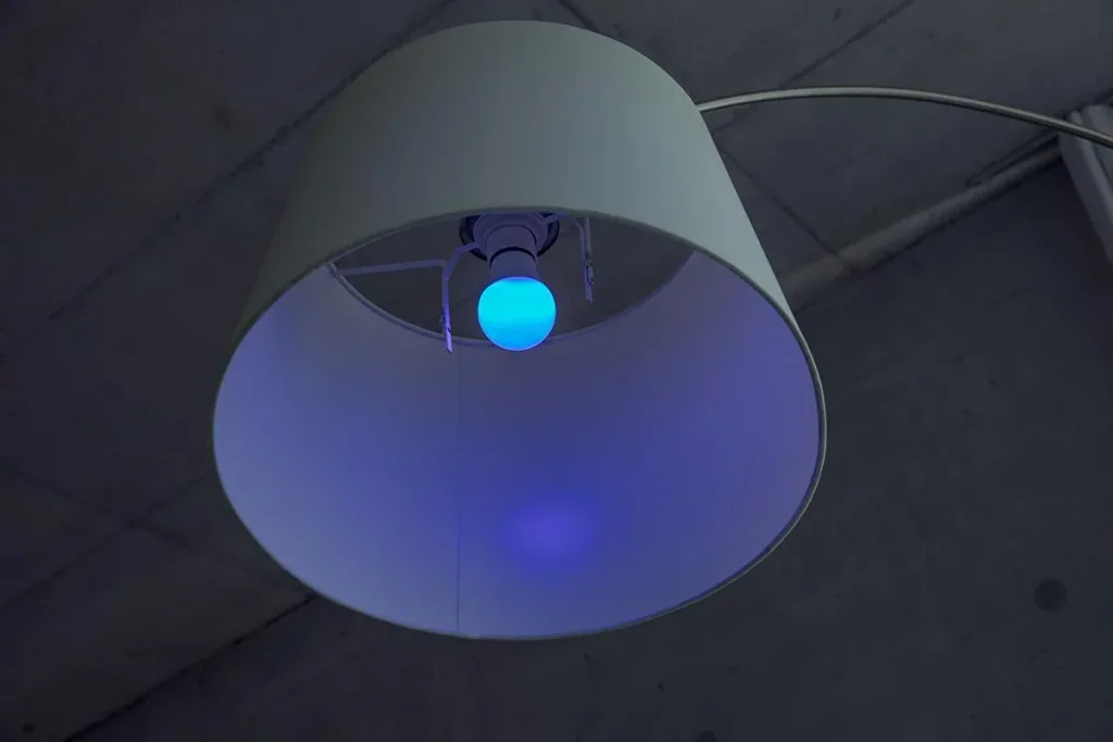 LED lamp Star with remote control, 9 watts, E27, warm white, RGB dimmable