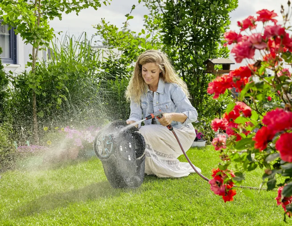 Robotic lawnmower SILENO minimo 250 m²