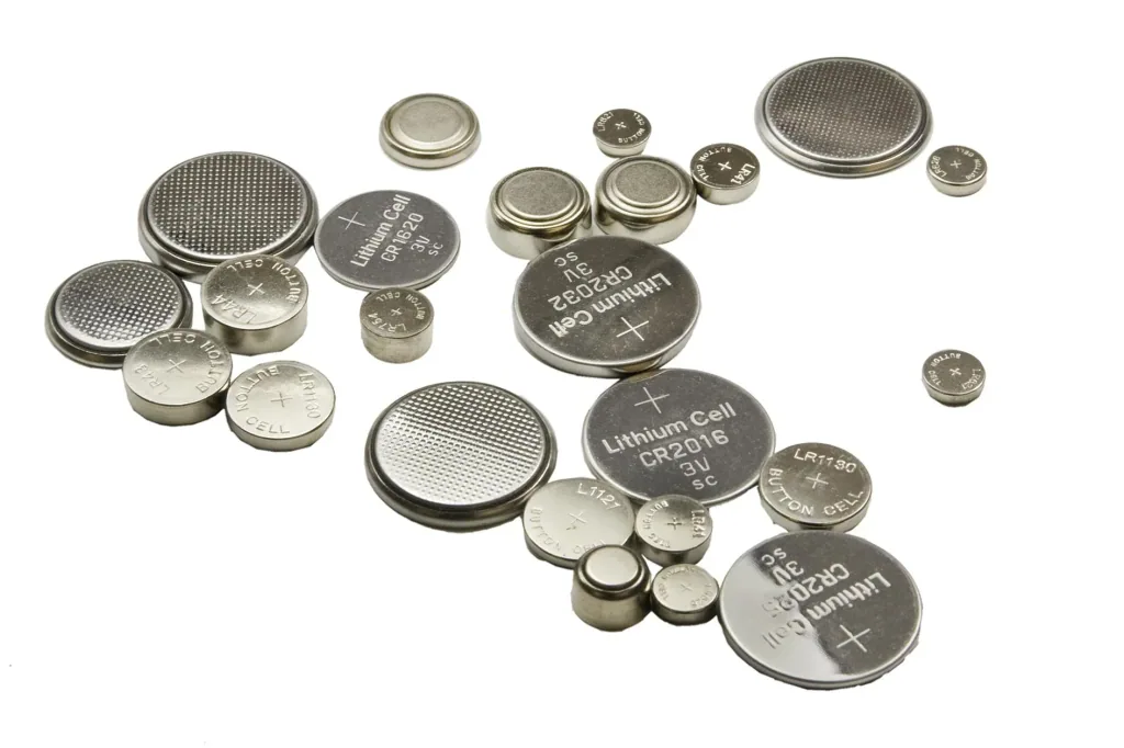 Alkaline and lithium button cell set - 24 pieces