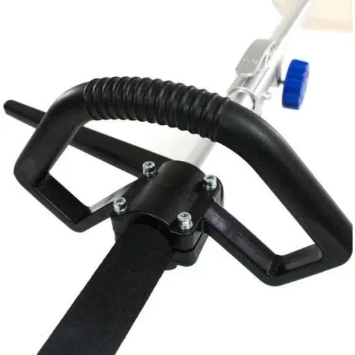 4-in-1 brush cutter, hedge trimmer and chainsaw with petrol engine