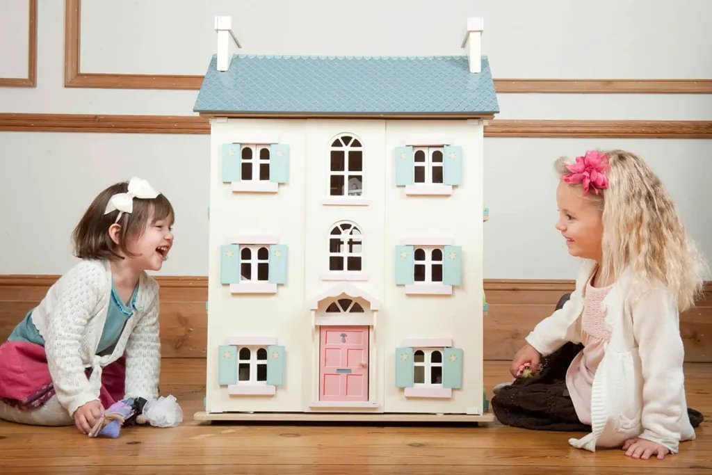 Le Toy van Dolls House Cherry Tree