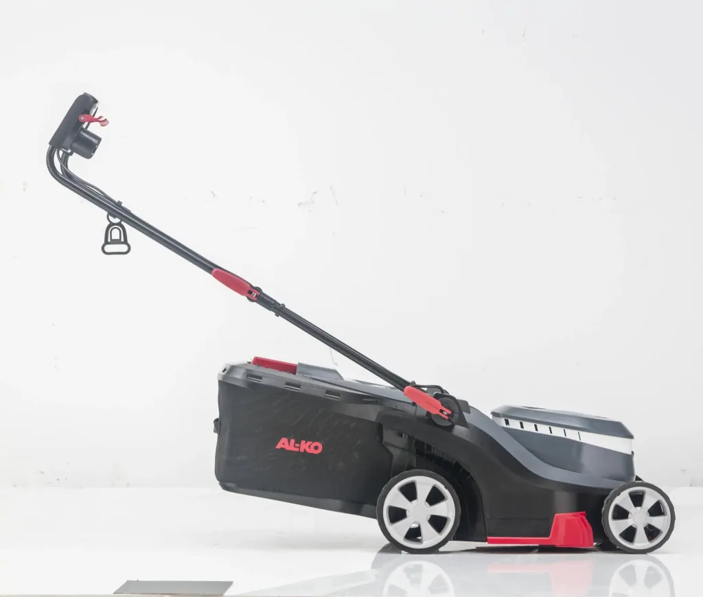 Electric lawn mower 32.2 E Comfort - Maneuverable and compact