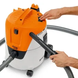 Wet and dry vacuum cleaner SE 62