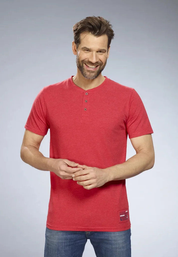 T-shirt with button placket, color red, size L