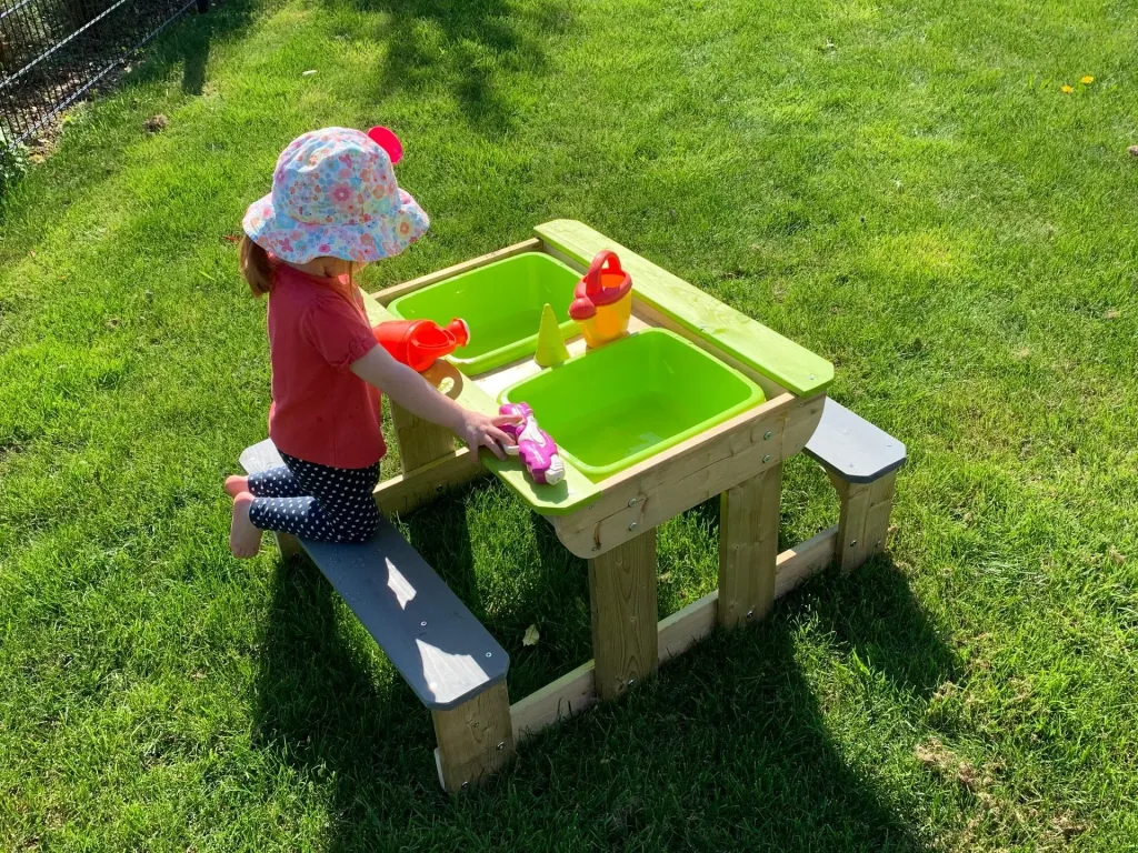 Wendi Toys Donkey Play & Mud Table 100×79×52.5 cm Natural – Sand/Water Tubs, Lid Converts to Table