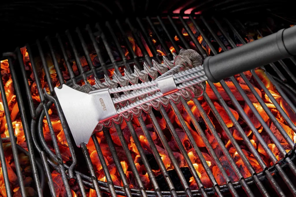 BBQ grill brush, bristle-free