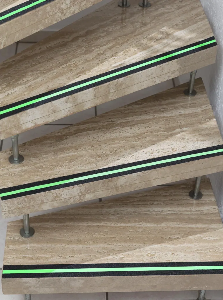 Anti-slip light strip 2-in-1, 1 piece