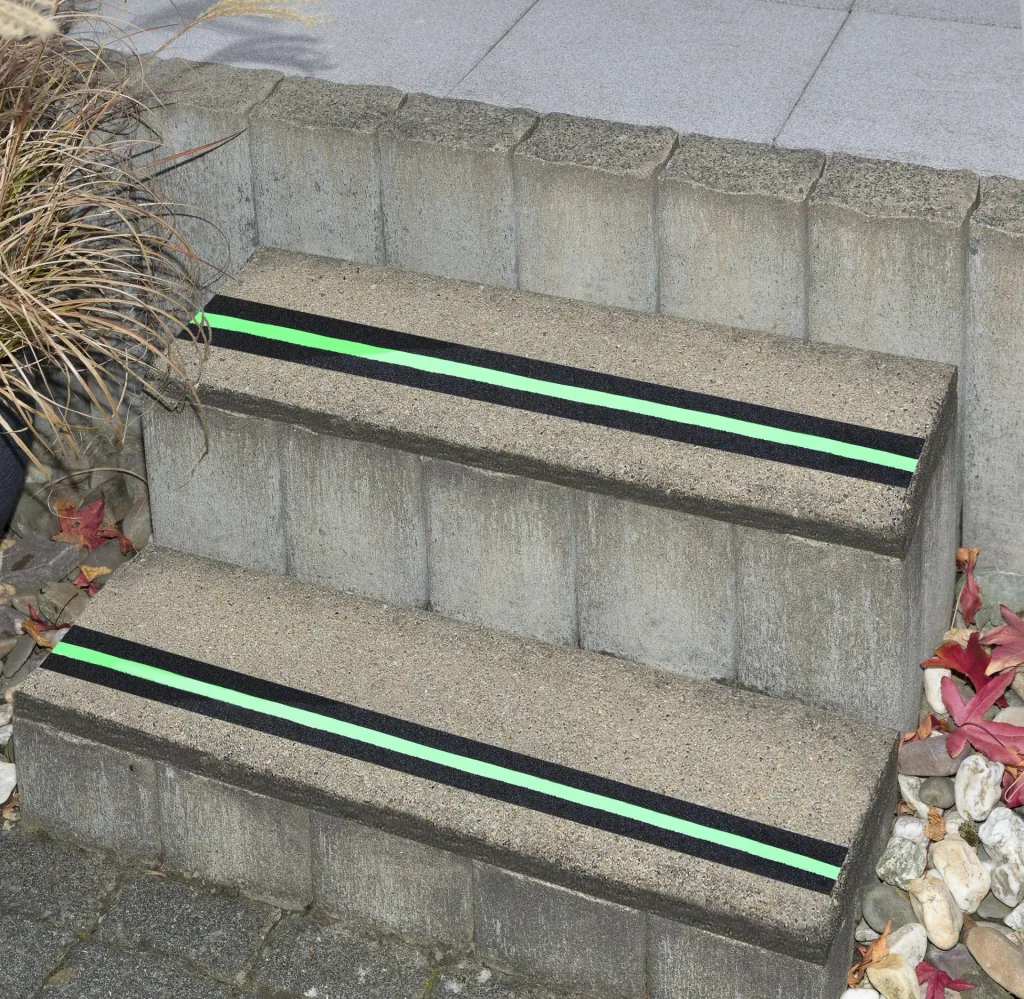 Anti-slip light strip 2-in-1, 1 piece