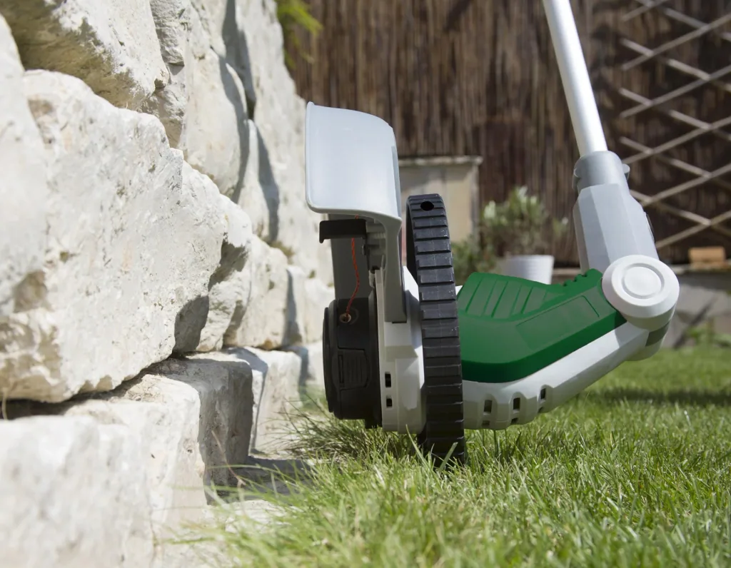 Electric Lawn Trimmer RT 600 DA