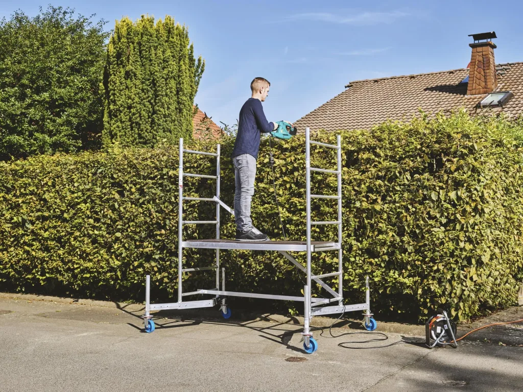 MONTO ClimTec aluminum scaffolding, basic scaffolding, working height approx. 3 m