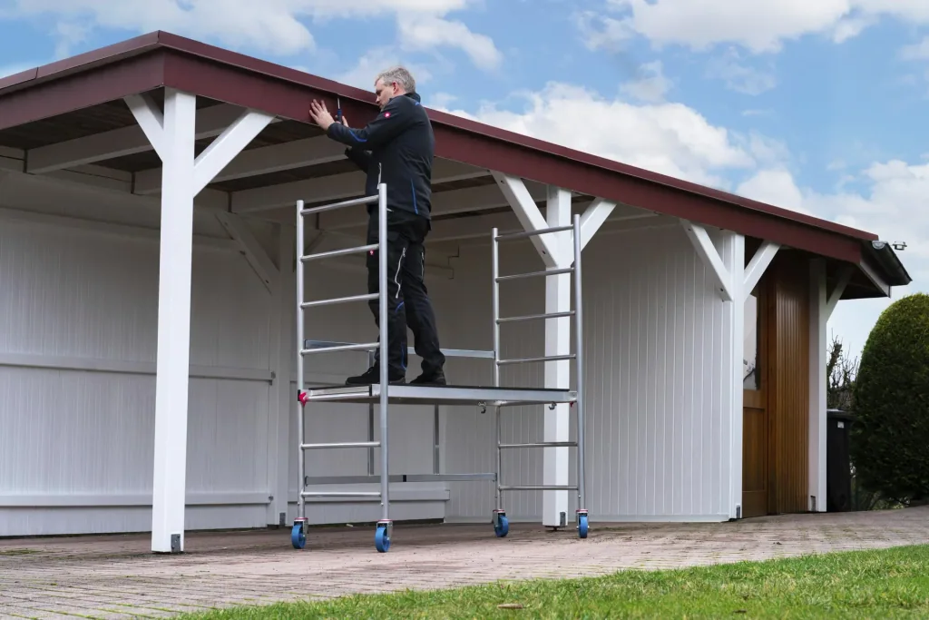RollTec folding scaffold, working height up to 2.90m