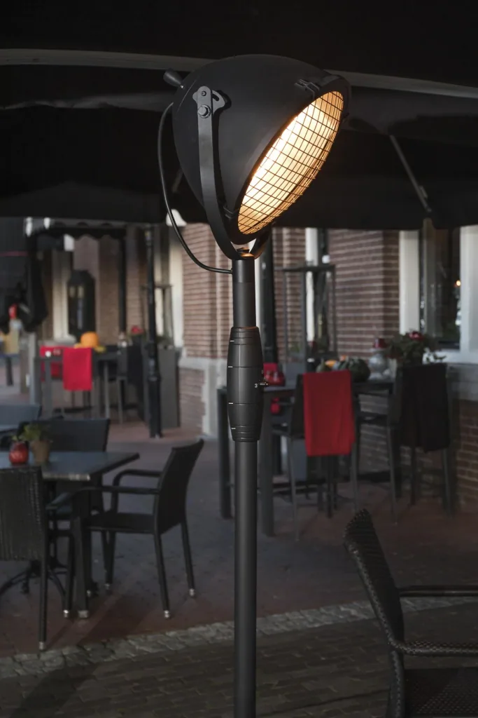 Indus II Bright Standing radiant heater, black, 2100 watts