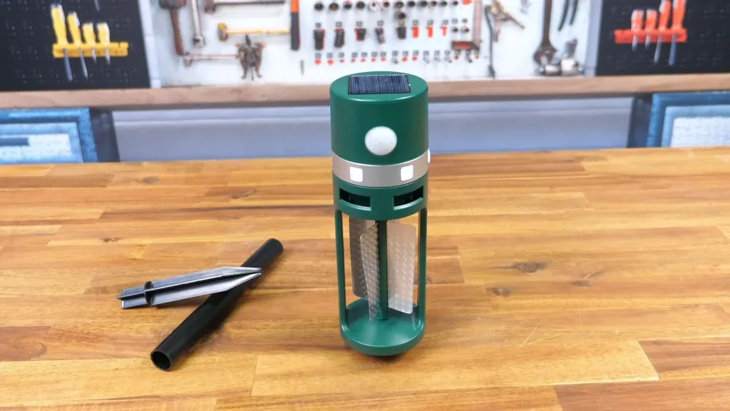 Solar universal animal deterrent "360° + reflector"