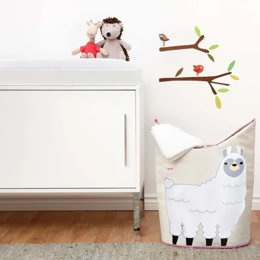 3 Sprouts laundry basket Lama