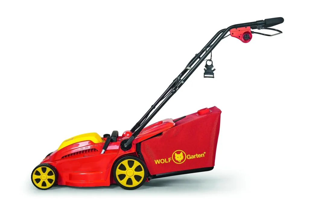 Lawn mower - A 370 E