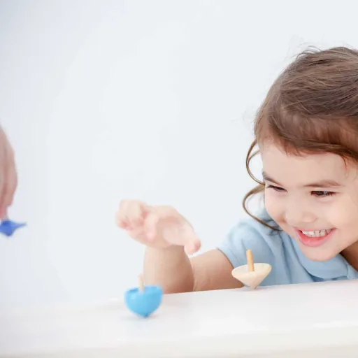 Plan Toys Kinder Kreiselbet Wood Blue Blue