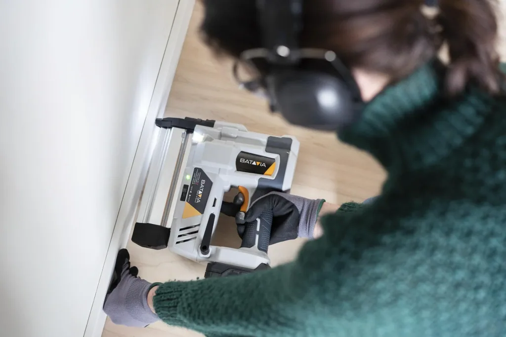 Maxxpack 18V Cordless Stapler/Nailer 18GA (without battery and charger)