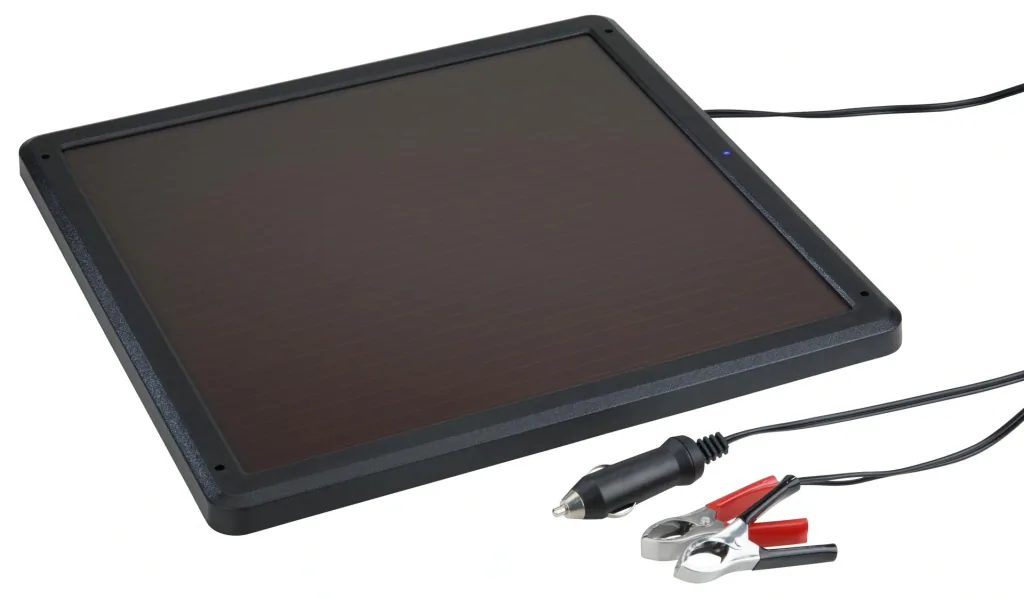 7.5 Watt mobile solar panel for trickle charging