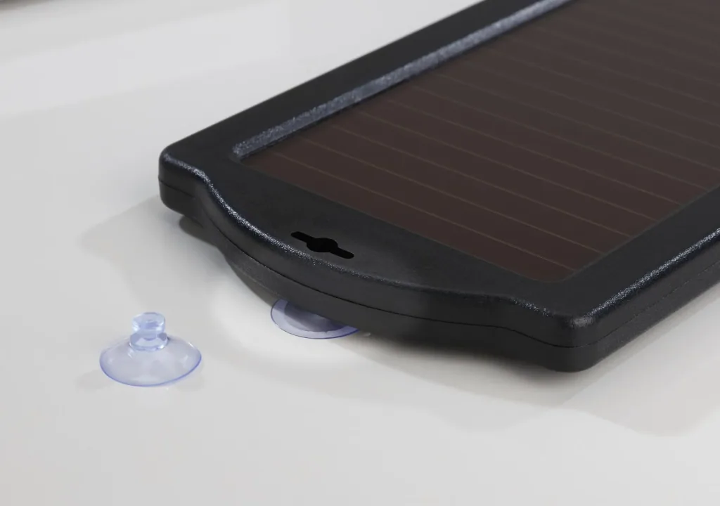 2.5 Watt mobile solar panel for trickle charging