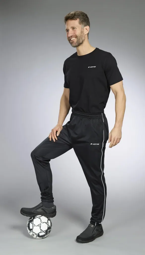 Sports pants, color black, size M