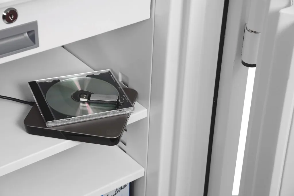 Fire/burglar alarm cabinet Fire Fox FS1621E with electronic lock