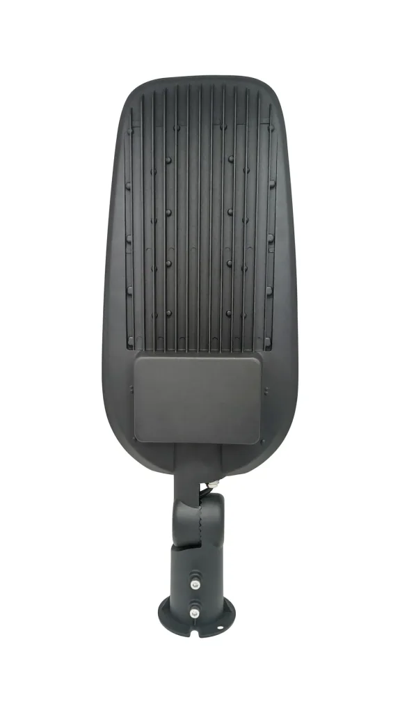 LED street light 100 W offers 11700 lm, 5000 K (neutral white) & IP65 protection