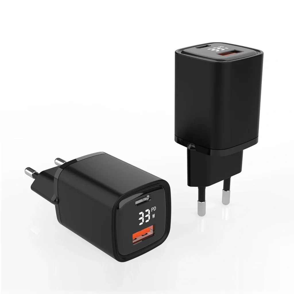 Dual USB charger with USB-C / A port with fast charging function, 33 Watt PowerDevice