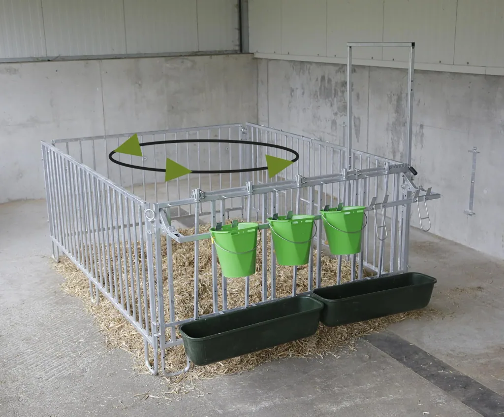 Catch grid with 5 feeding places for modular fence housing