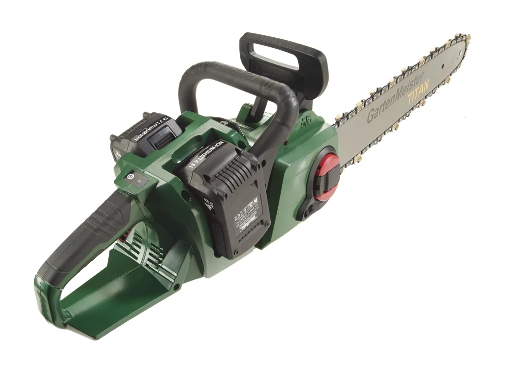 Set cordless chainsaw + 2 x 2 Ah batteries + double fast charger