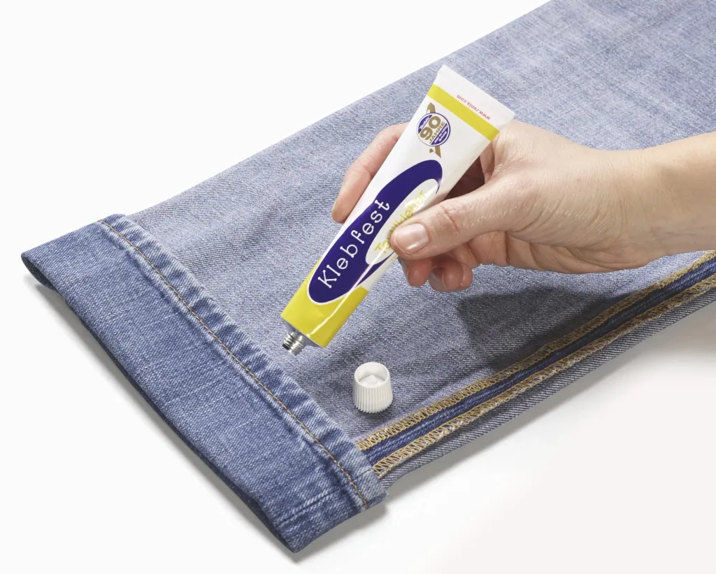 Adhesive-resistant textile adhesive, 50 ml
