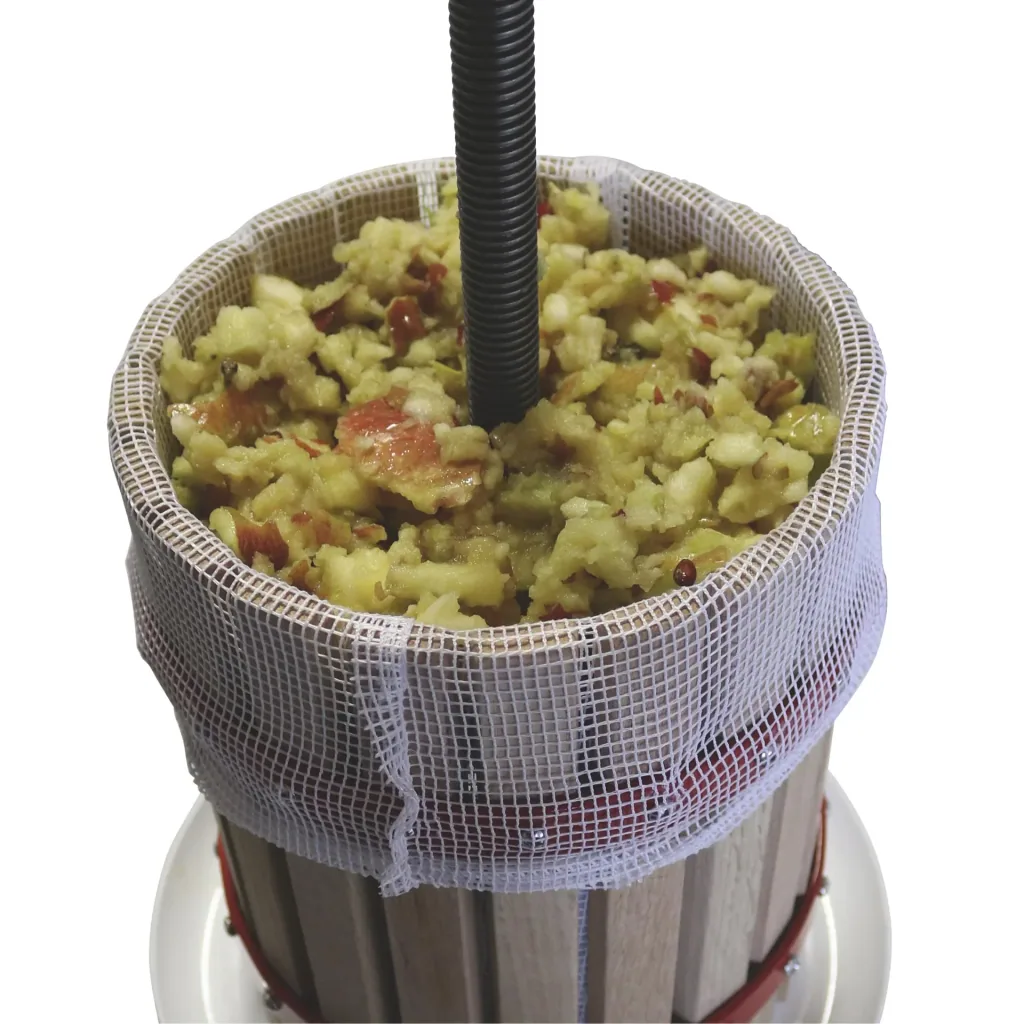 Fruit press OP 6, 6 liters with mechanical drive