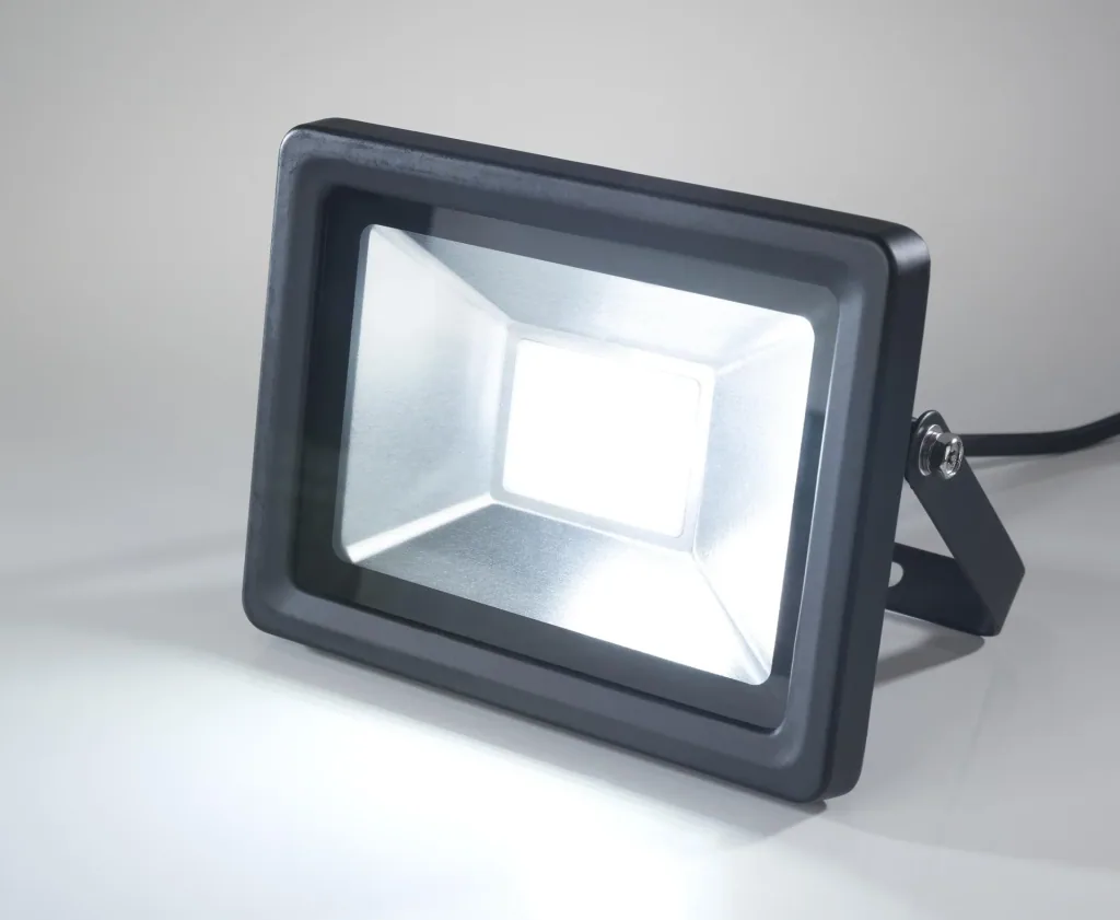 LED floodlight with motion detector, 30 watts, 2400 lumens, IP44