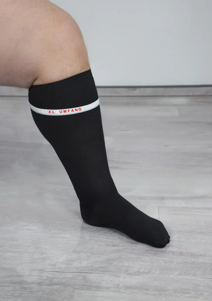 Travel support stockings for strong calves, black, size 42-44, double pack