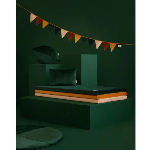 Nobodinoz pennant chain Savanna with colored
