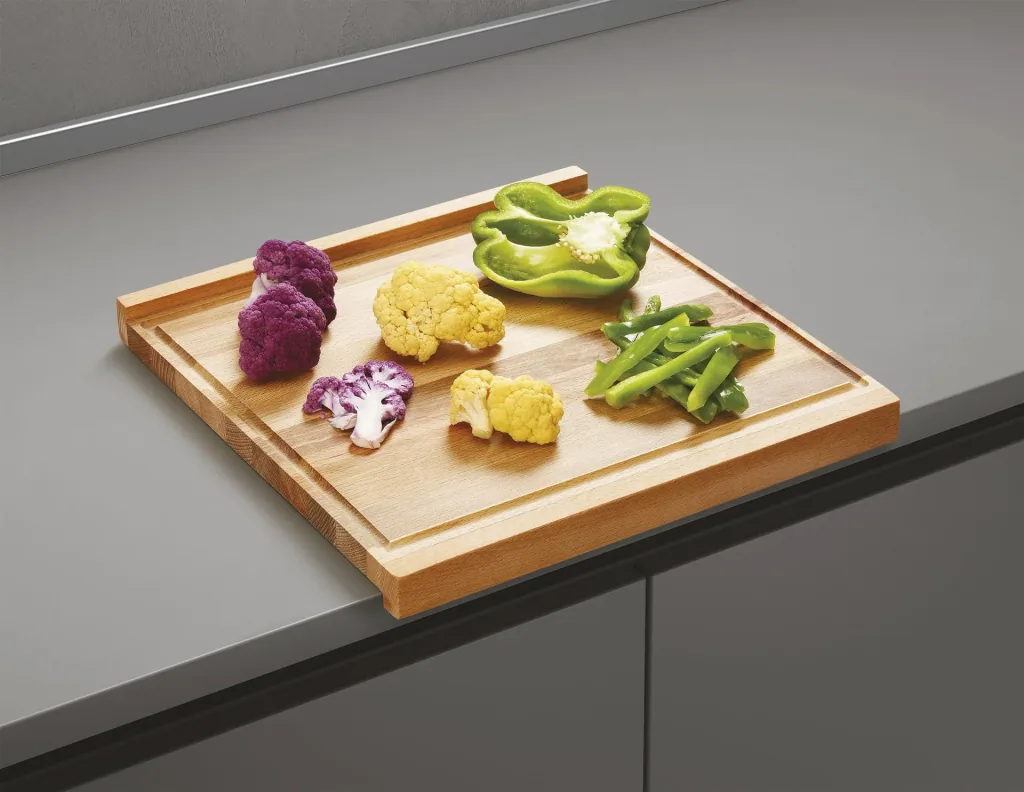 Double-sided work and baking board in 2 sizes