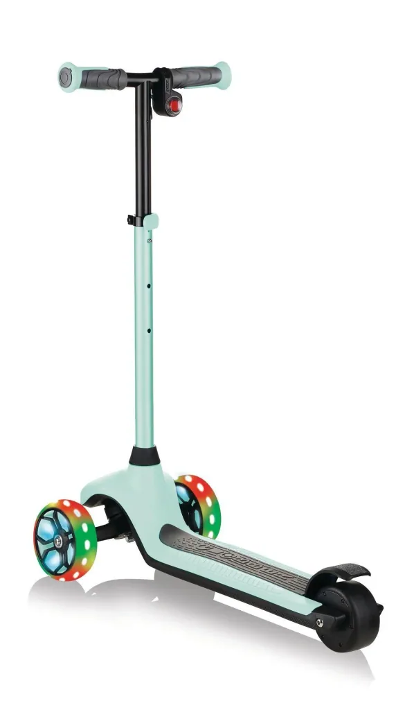 ONE K E-MOTION 4 PLUS e-scooter, lithium battery, 80 W motor, 125/90 mm, 3-wheeled, LED wheels, mint
