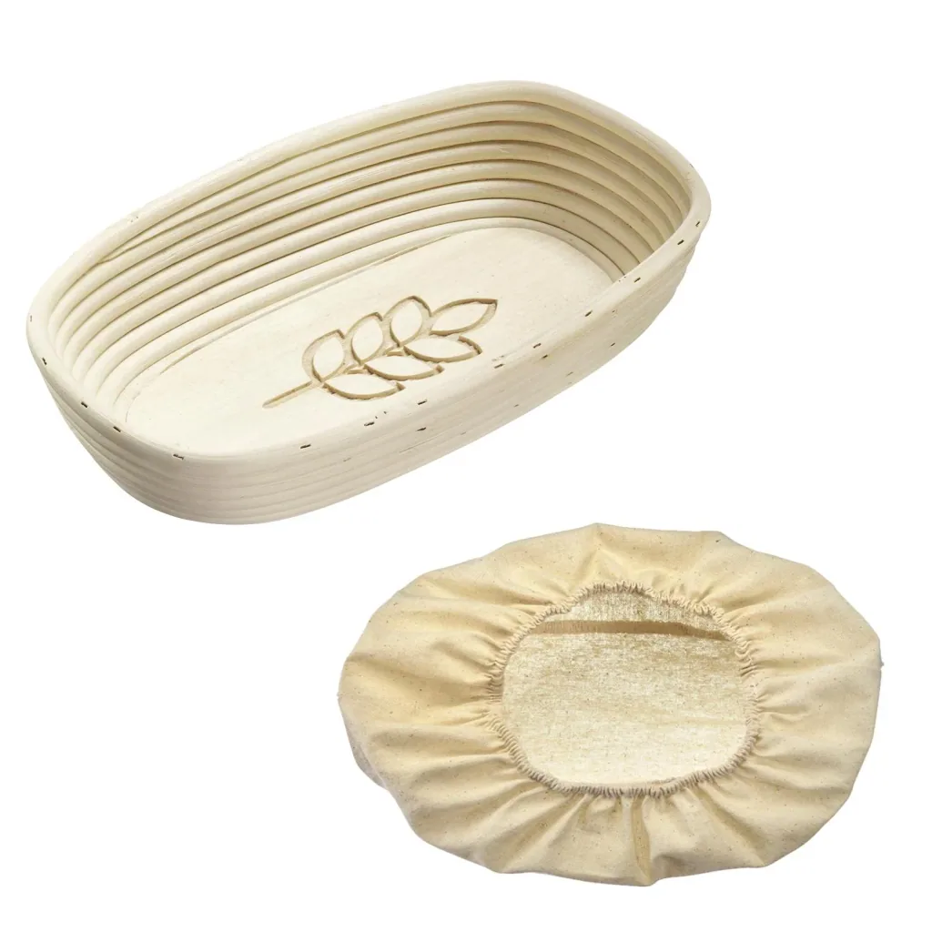 Rattan fermentation basket with wooden base and motif and practical covers