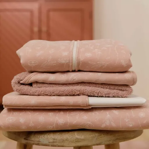 Little dutch baby cuddly blanket "Wild Flowers" pink, Size: 110 x 140 cm