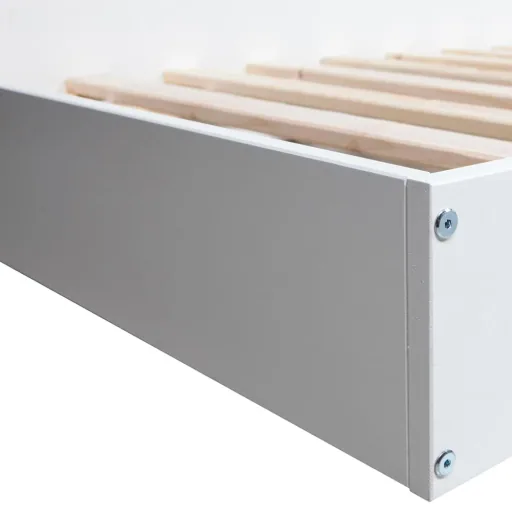 Wood cot with shelf white